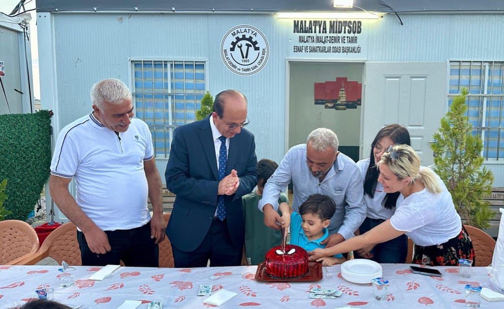 Prof. Dr. İlhan Geçit, Malatya Konteyner Kenti Ziyaret Etti
