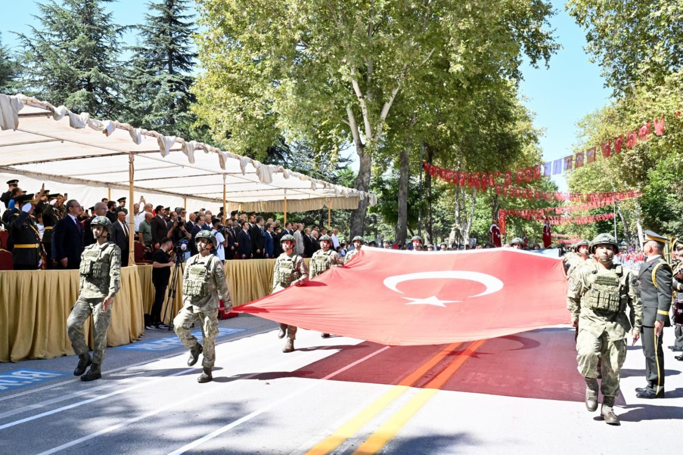 30 Ağustos Zaferi İftiharla Kutlandı