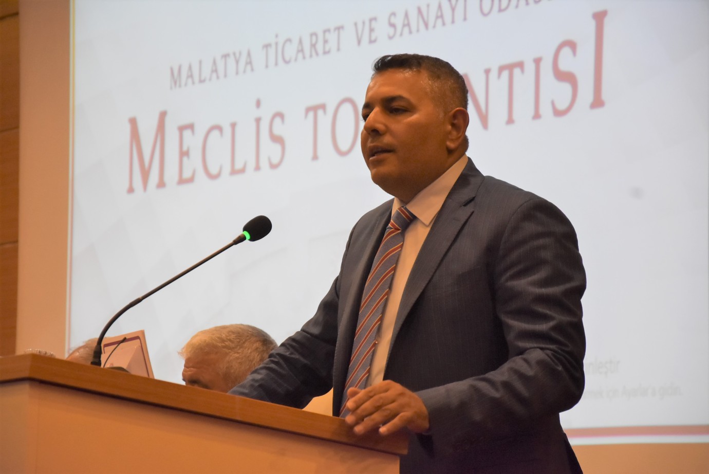 Sadıkoğlu: “Yerinde Dönüşüm Desteği Artırılmalı”