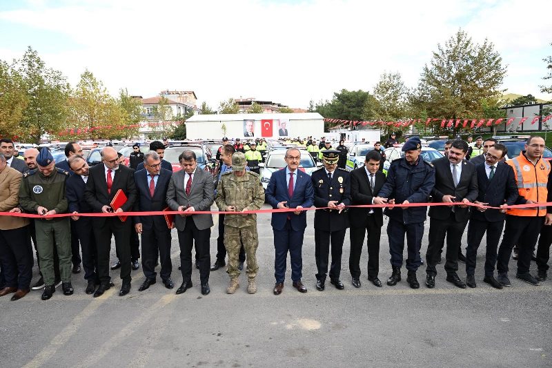  Emniyet ve Jandarma Teşkilatına 80 Yeni Araç Daha Kazandırıldı