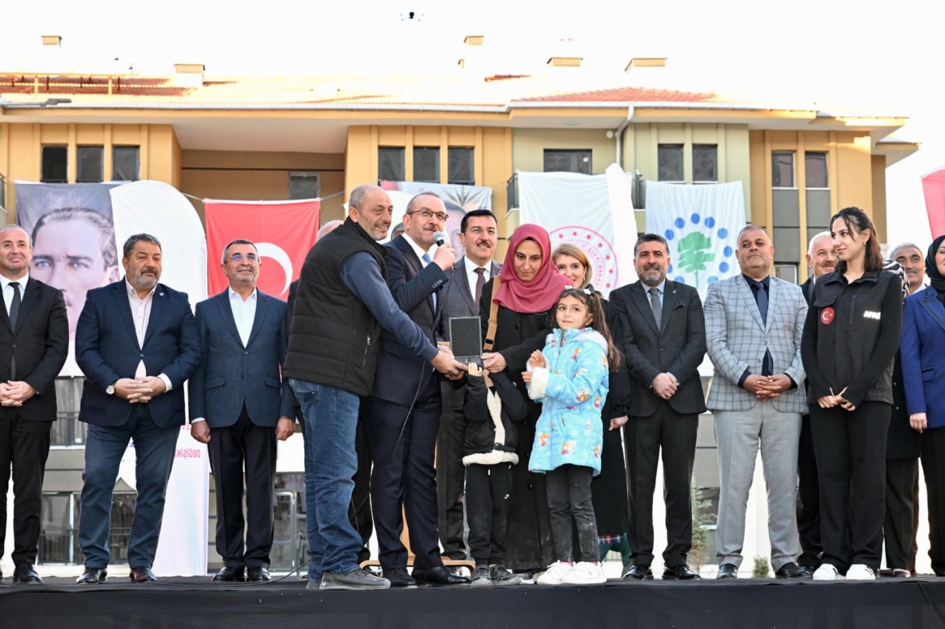 Malatya'da 6.759 Kentsel ve Kırsal TOKİ Konutu İçin Kura Çekilişi Gerçekleştirildi