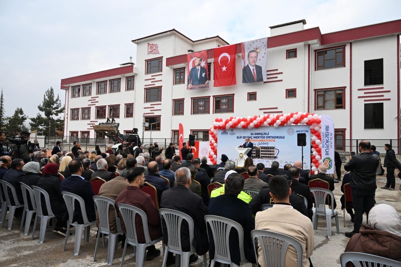 İş İnsanı Rıdvan Mertöz,Malatya İçin 2. Okulu Yaptırıyor