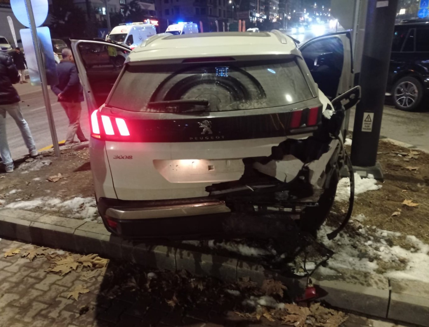  Altınkayısı Bulvarı Üzerinde Trafik Kazası
