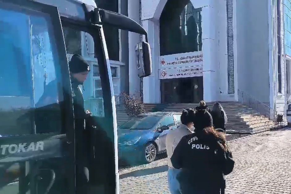 Emniyet'in Gerçekleştirdiği Fuhuş Operasyonunda 9 Kişi Tutuklandı