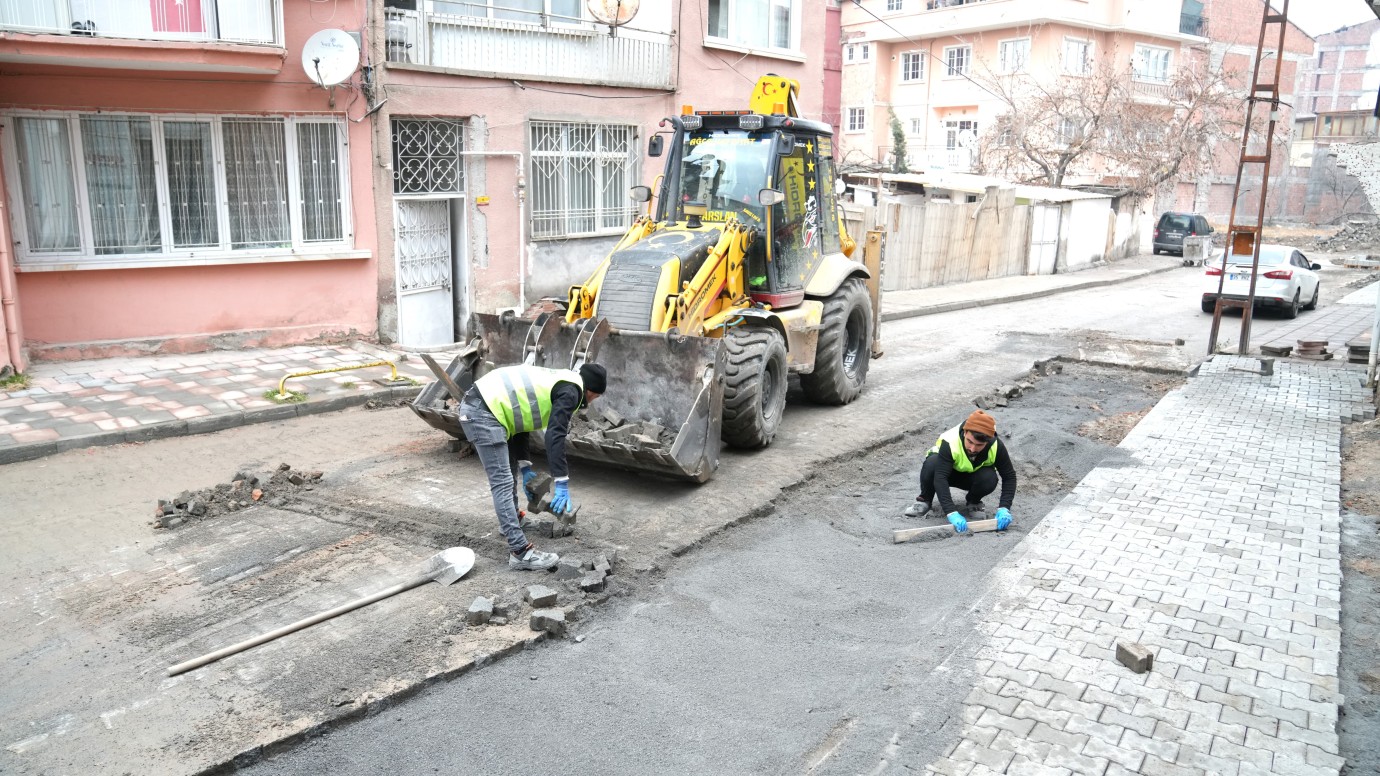 Battalgazi’nin Her Köşesine Eşit ve Kesintisiz Hizmet Götürülüyor