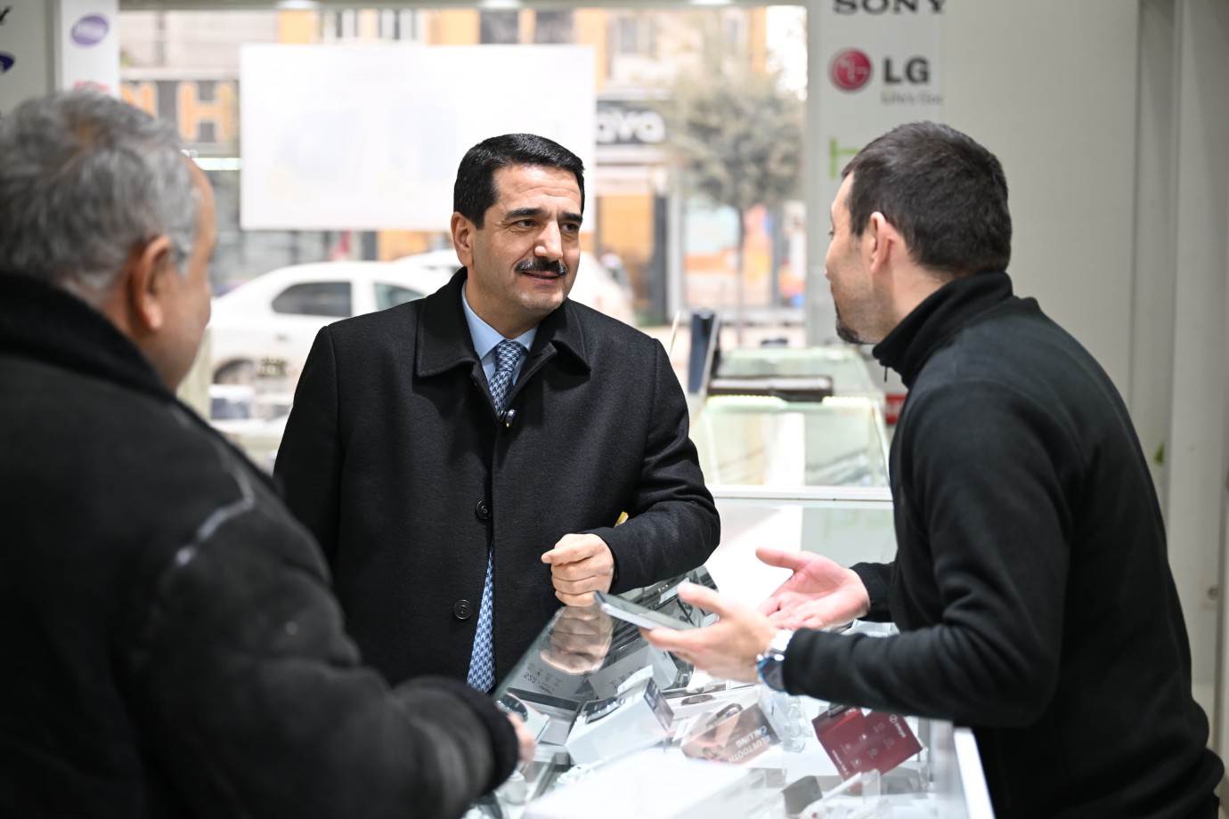 Bayram Taşkın Esnaf Ziyaretleri Kapsamında İnönü Caddesi Esnaflarına Konuk Oldu 