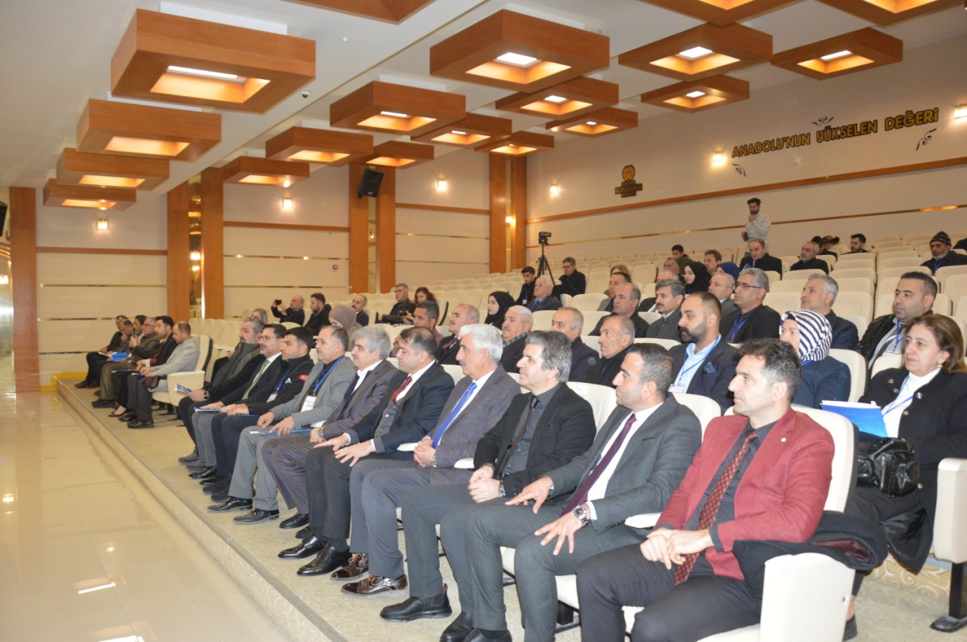 Deprem Sonrası Göç ve Demografik Değişim Çalıştayı Yapıldı