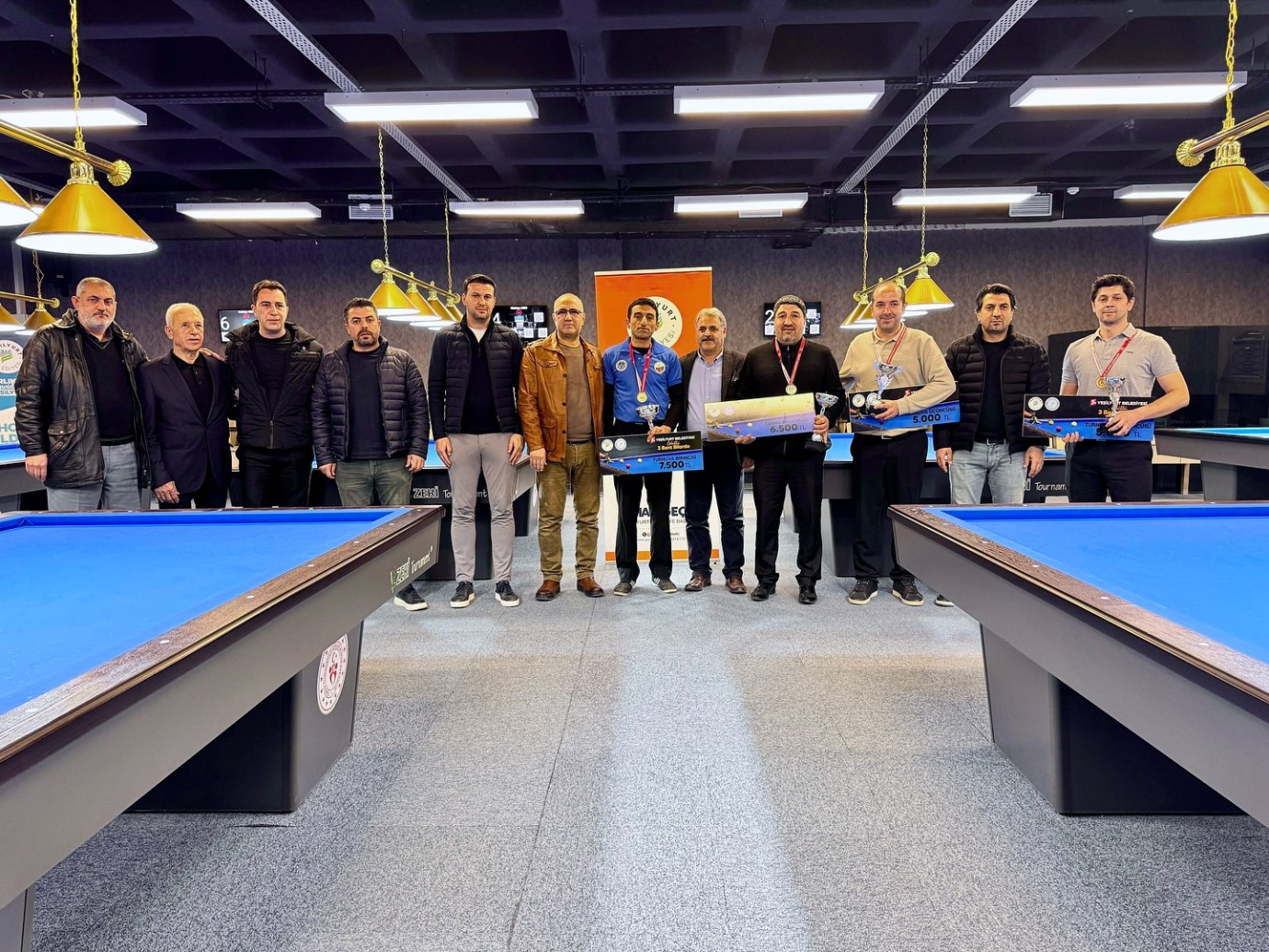 Bilardo Tutkunlarının Bir Araya Geldiği 3 Bant Bilardo Turnuvası Sona Erdi