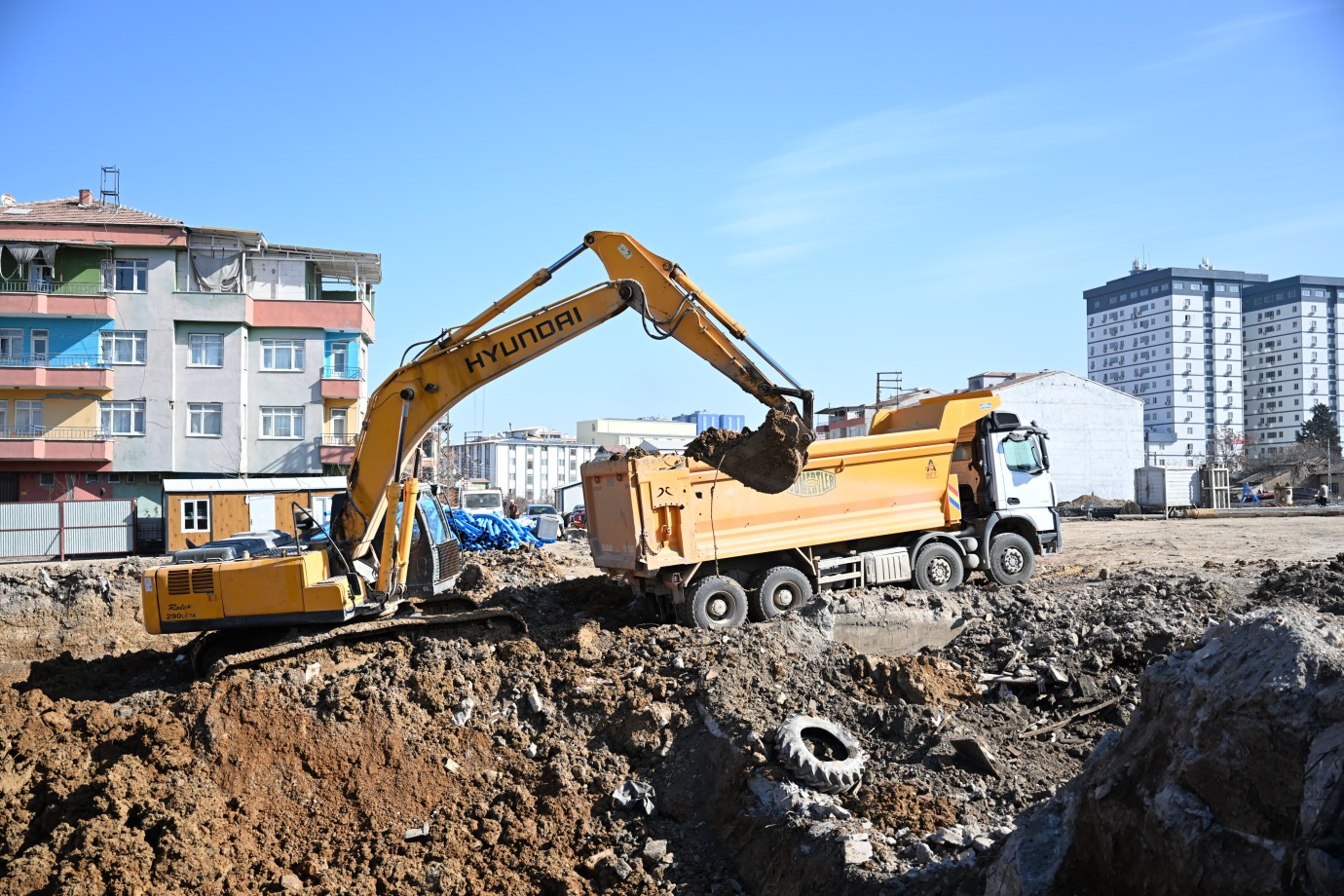 Cirikpınar Mahallesi Rezerv Alanında Çalışmalar Sürüyor