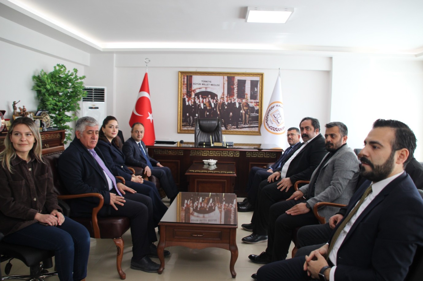 Veli Ağbaba Malatya Barosunu Ziyaret Etti