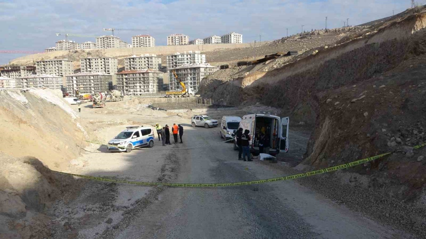 Beton Santralinin Bekçisi İnşaat Sahasında Ölü Bulundu