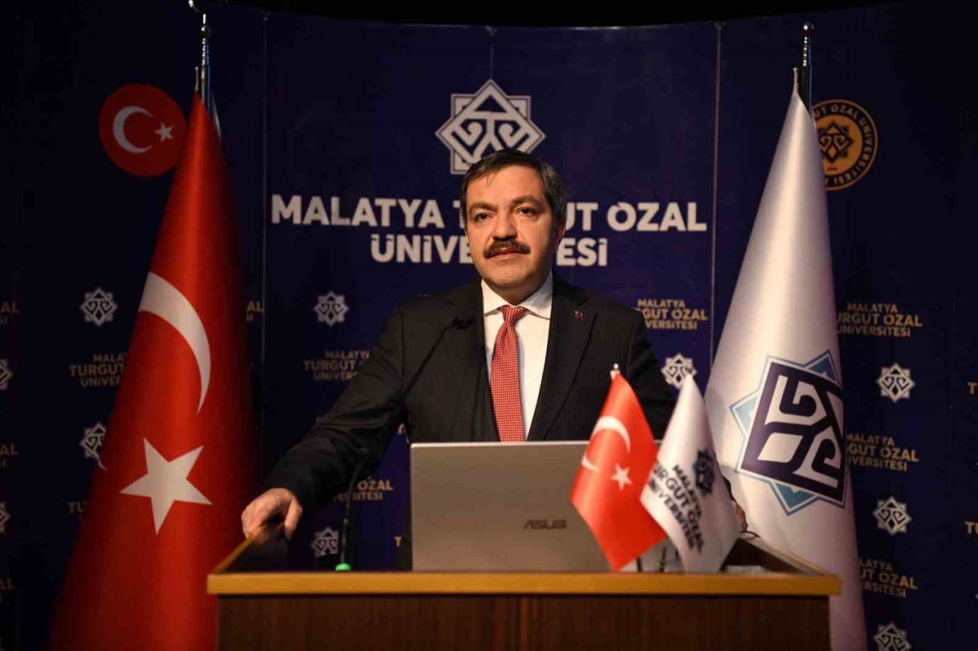 Malatya Turgut Özal Üniversitesi’nde 3. Kayısı Paneli Gerçekleştirildi