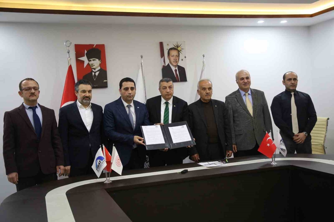  İklim Değişikliğinin Kayısı Üretimine Olan Etkilerini Araştırmak İçin Bilimsel Araştırma Programı Başlatılıyor
