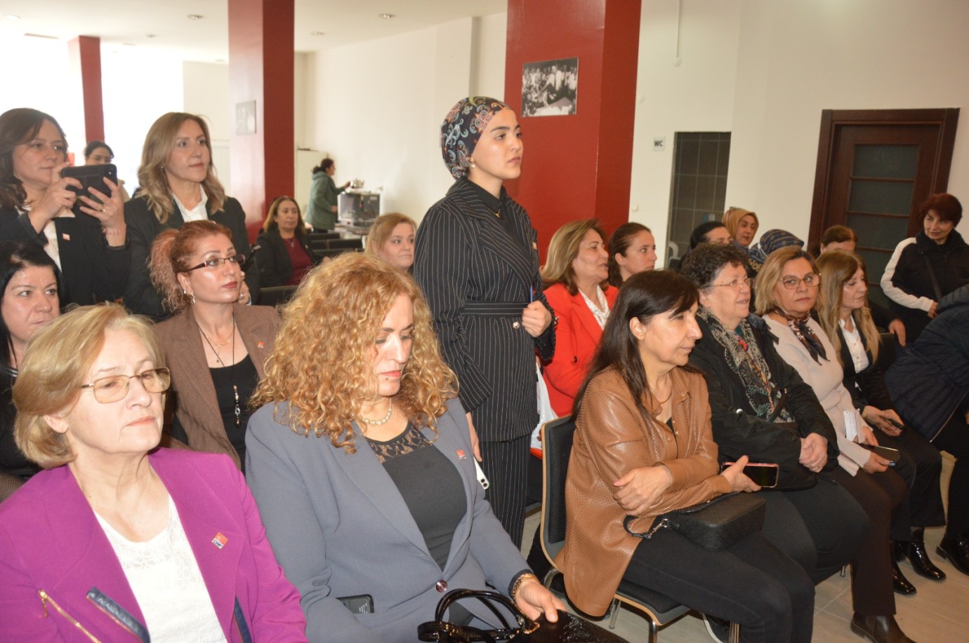 Nezahat Aydın,''Biz Anneyiz,Kardeşiz, Evladız, BİZ KADINIZ''