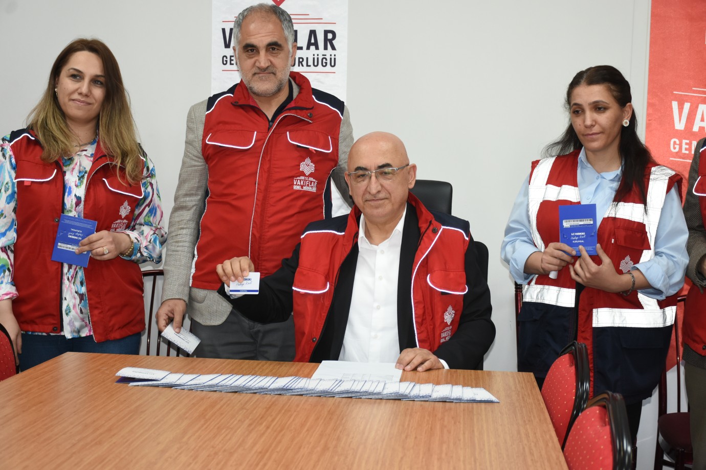 Malatya Vakıflar Bölge Müdürlüğünce Çocuklara Bayram Hediyesi