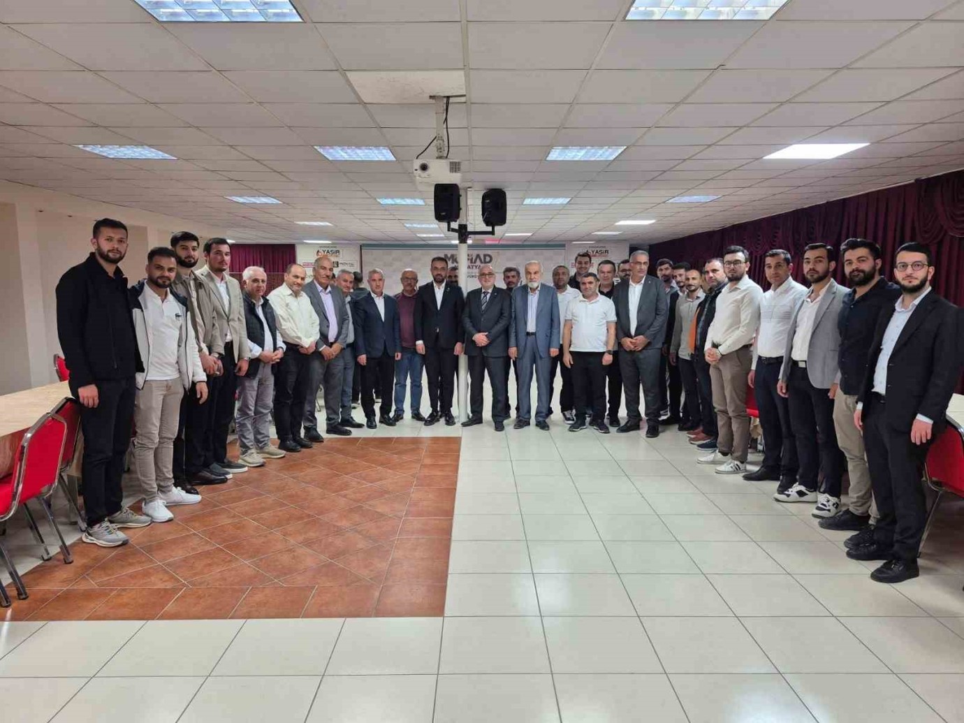 Yunus Akçin,''Malatya Ürünleri,Suriye Pazarında Avantajlı Bir Konuma Sahiptir''