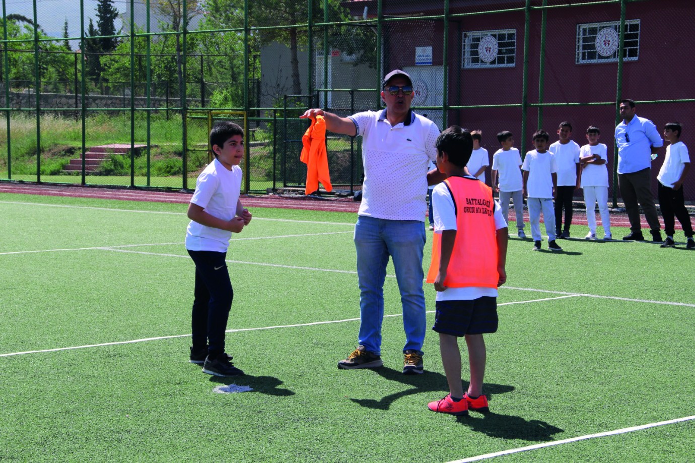 Çocuklar Geleneksel Oyunlarla Geçmişe Yolculuk Yaptı