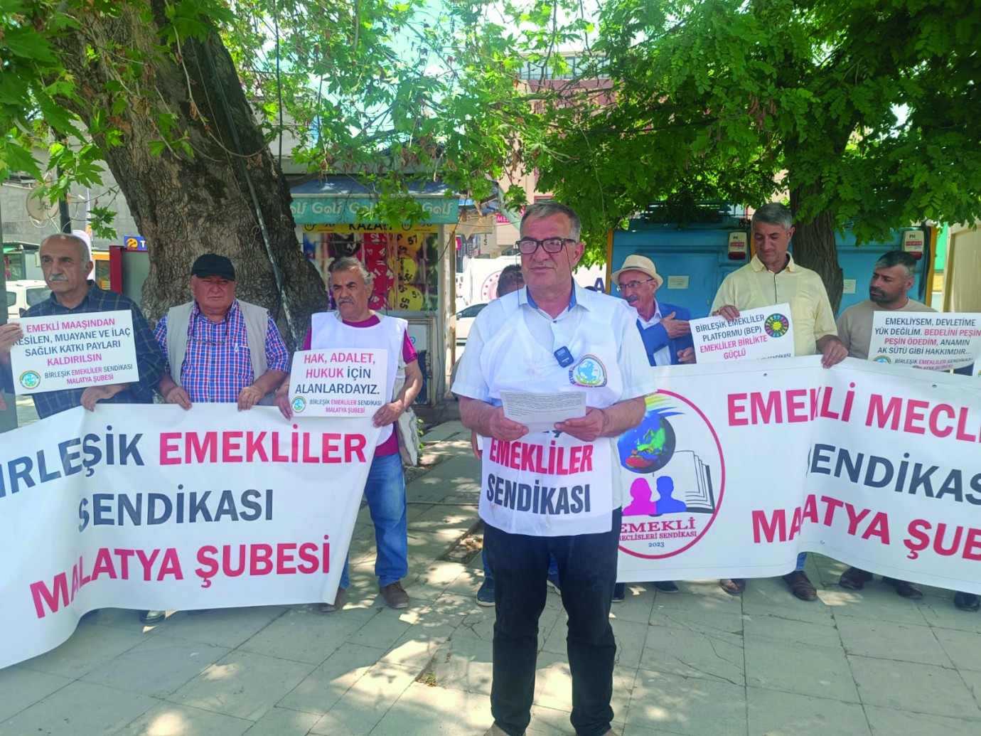 Emekliler Bayram İçin Destek İstedi