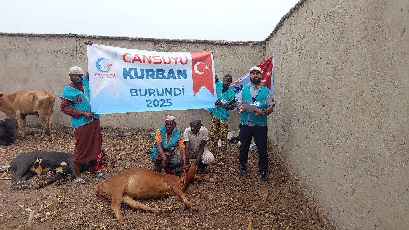  Cansuyu Derneği,19 Ülkede Muhtaçları Sevindirdi