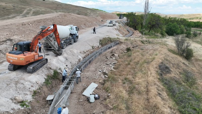 Büyükşehir Belediyesi Modern Sulama Kanallarıyla Tarıma İvme Kazandırıyor