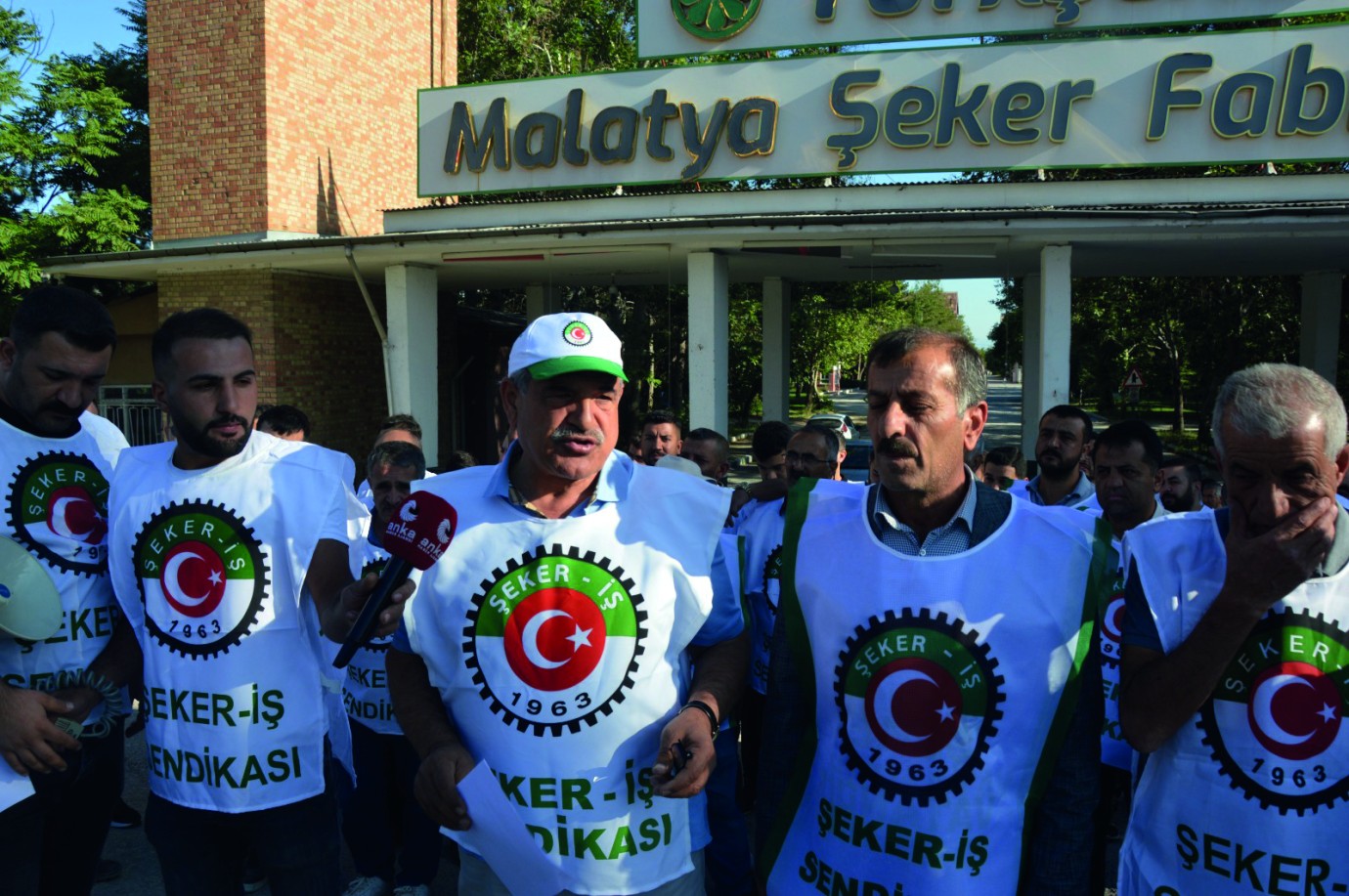 Şeker-İş Çalışanları Eylemde  “Zordayız Geçinemiyoruz!”