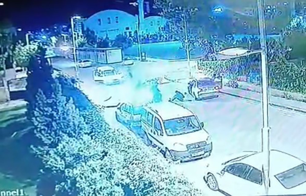 Çilesiz Mahallesi'nde Yaşanan Trafik Kazasında Motosiklet Sürücüsü Ölümden Döndü