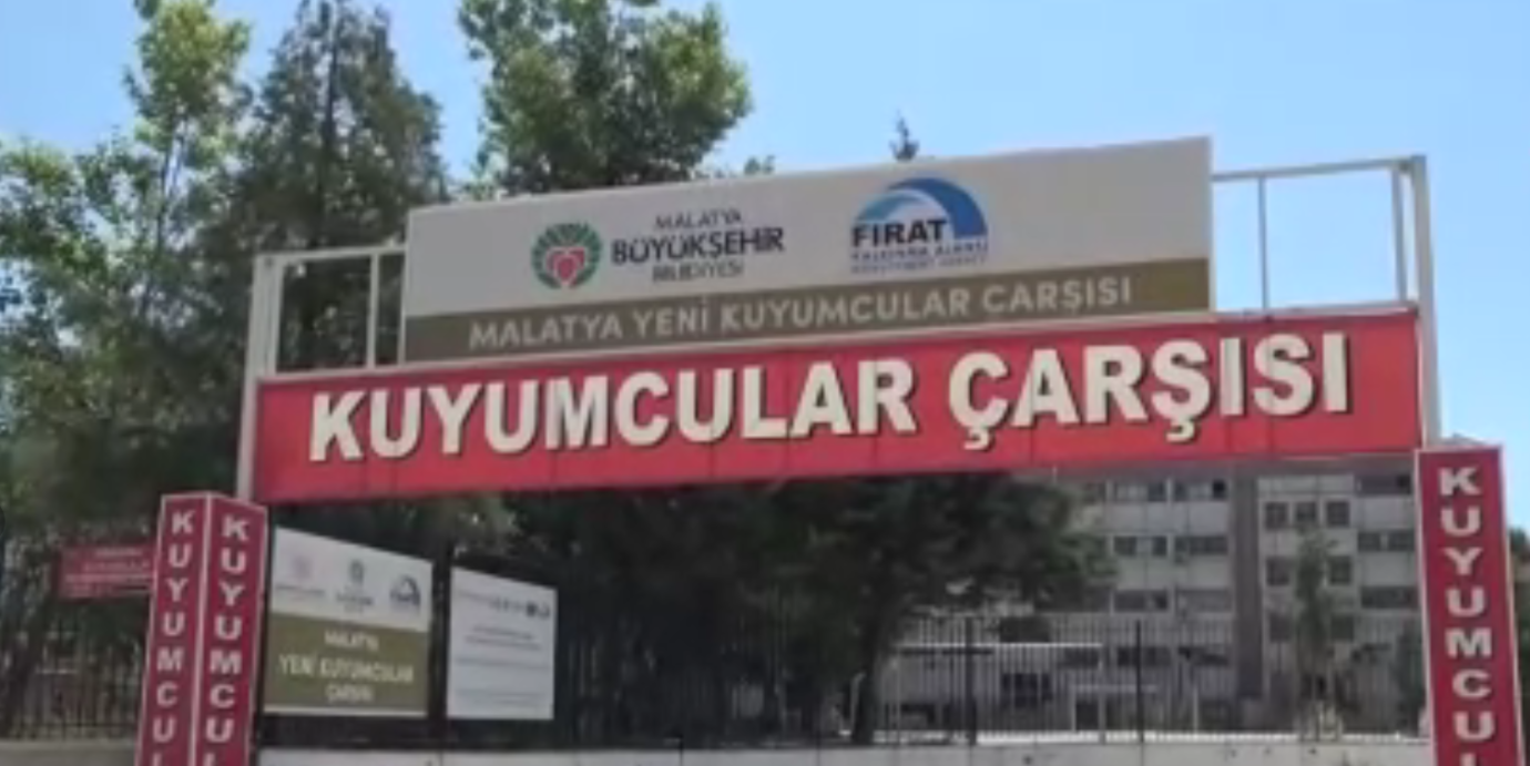 Malatya’da Bir Kuyumcu Emanet Altın Ve Paralarla Kayboldu