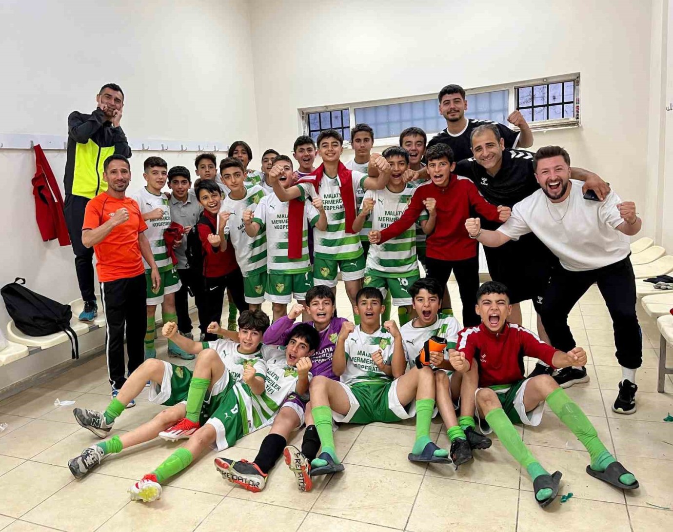 Tüm İmkansızlıklara Rağmen Depremzede Sporcularla 5 Şampiyonluk 