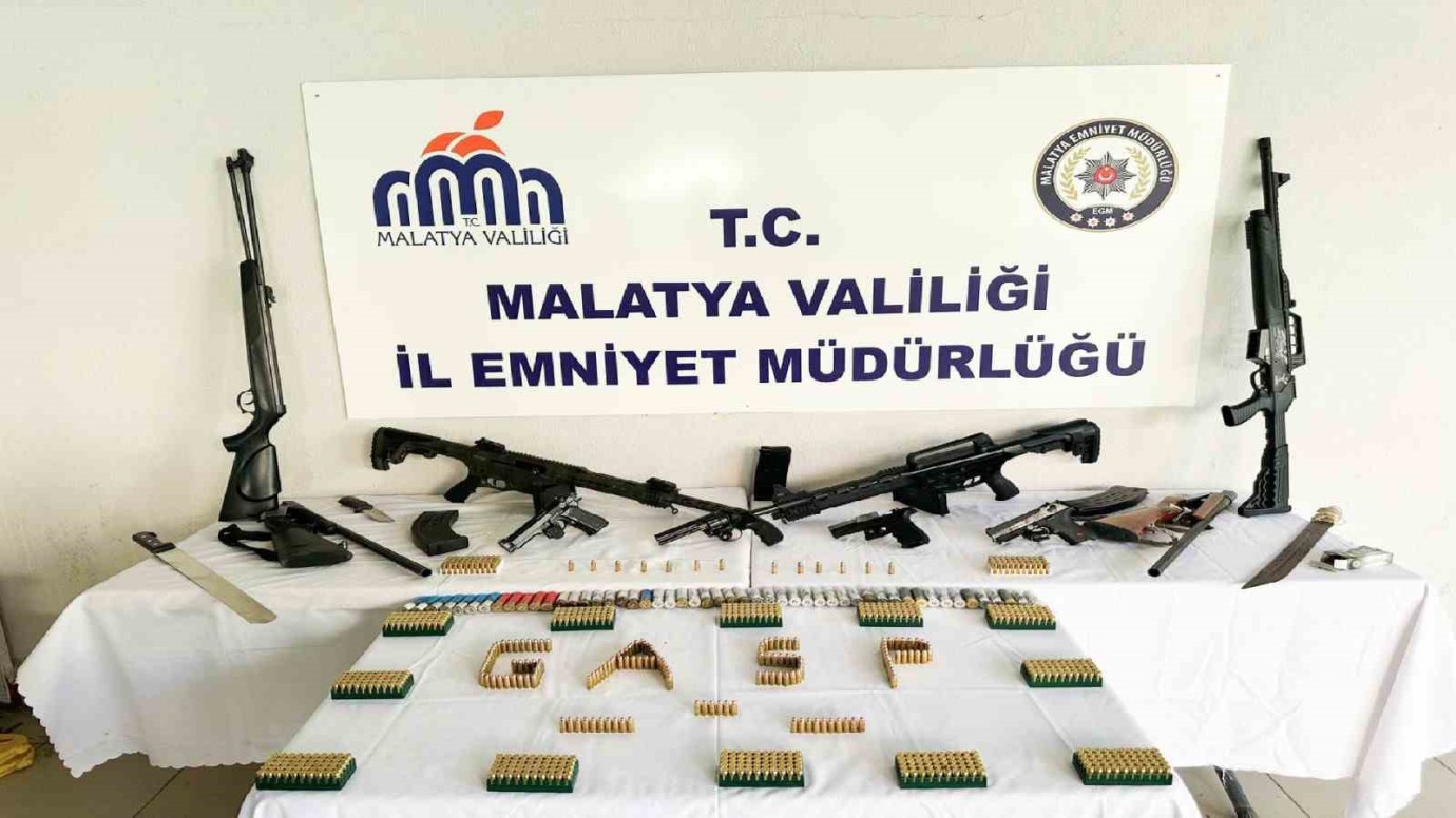 Sosyal Medya Üzerinden Silah Teşhiri Yapan 29 Şüpheli Gözaltına Alındı
