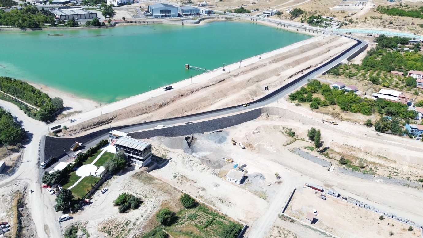 ​​​​​​​Battalgazi Belediyesi,Altyapısı Tamamlanan Mahallelerde Asfalt Serimini Sürdürüyor