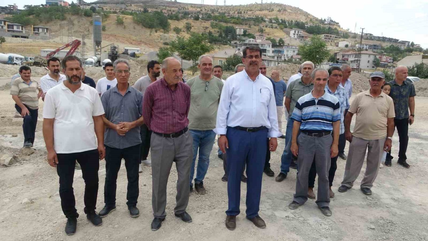 Yıldıztepe Mahallesi’nde Mühürlenen Beton Santrali Geri Açıldı