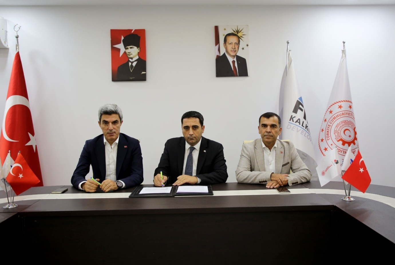 Öğretmenlerin Mesleki Kapasitesini Güçlendirmek İçin Yeni Program Başlatılıyor