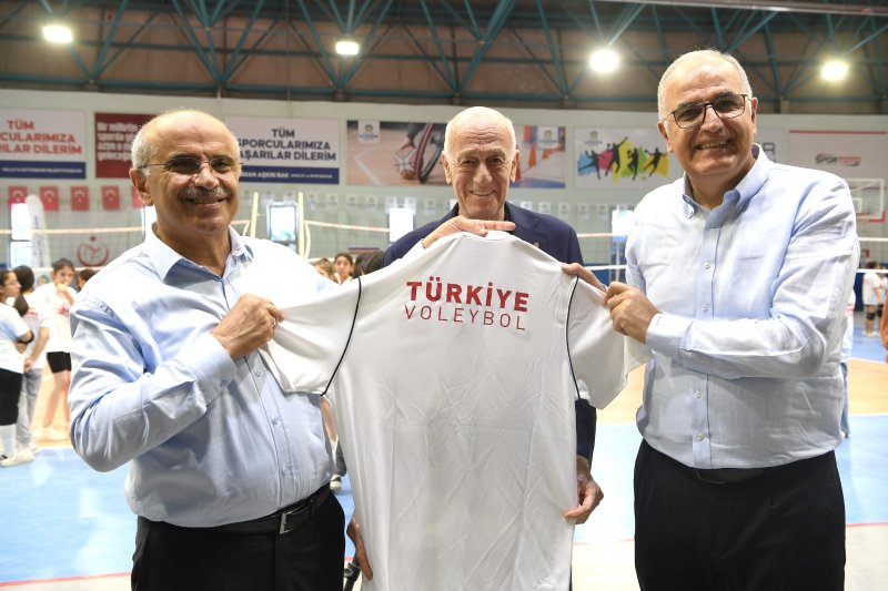İkizce Bölgesinde Voleybol Lisesi Yapımı İçin Start Verildi 