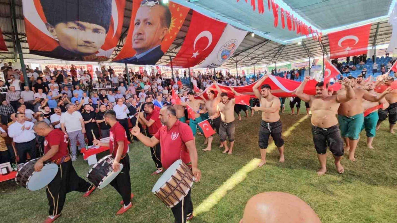 Darende 72. Zengibar Karakucak Güreşleri’nin Başpehlivanı Doğan Uzun Oldu