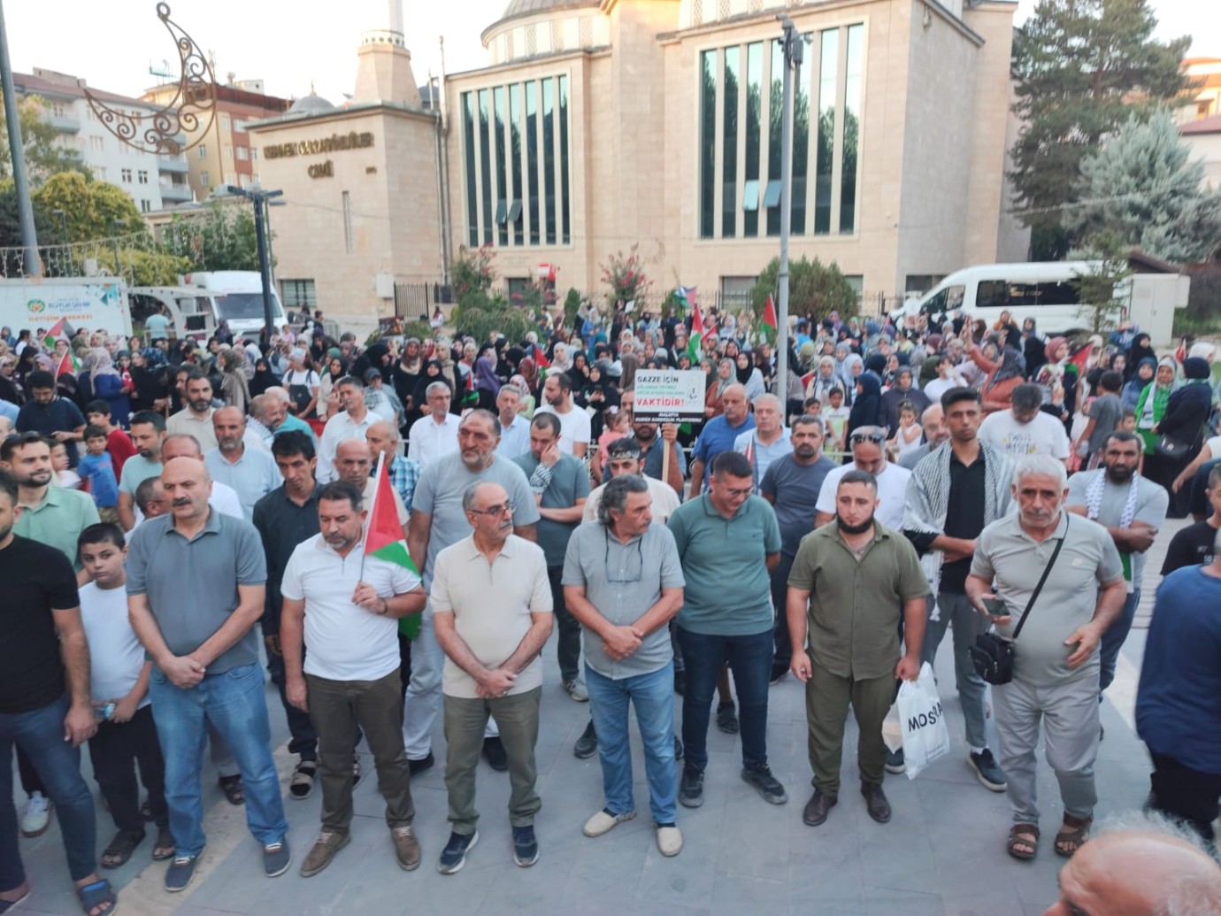 Malatya’dan Sumud Filosu’na Destek Yürüyüşü