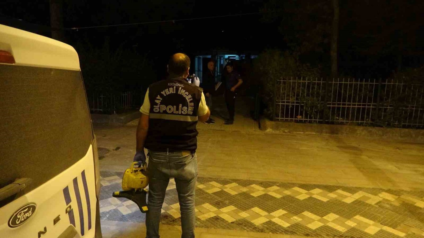 Malatya’da Cami Şadırvanında Çıkan Silahlı Kavgada 3 Kişi Yaralandı