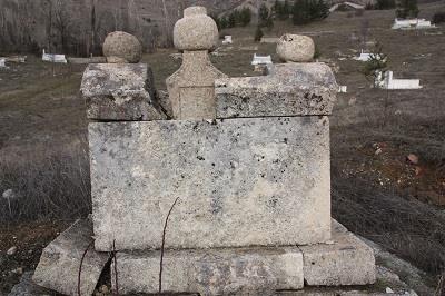  Hekimhan'da Osmanlı Yadigarı Dikili Mahallesi Mezarlığı Koruma Altına Alındı