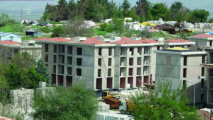 Fay Hattına Yakın Mahalle’nin İmar Planı Değişti