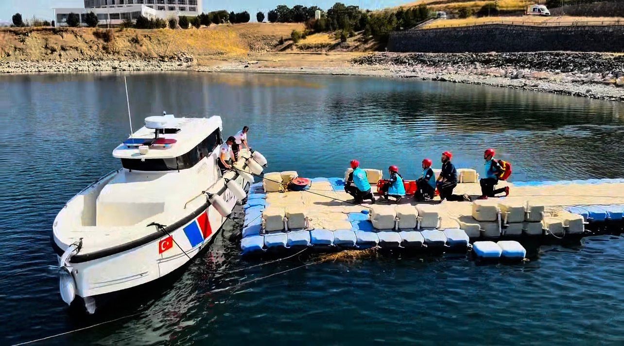 UMKE 4. Bölge Tatbikatı Kale Gölü Mevkisinde Başarıyla İcra Edildi