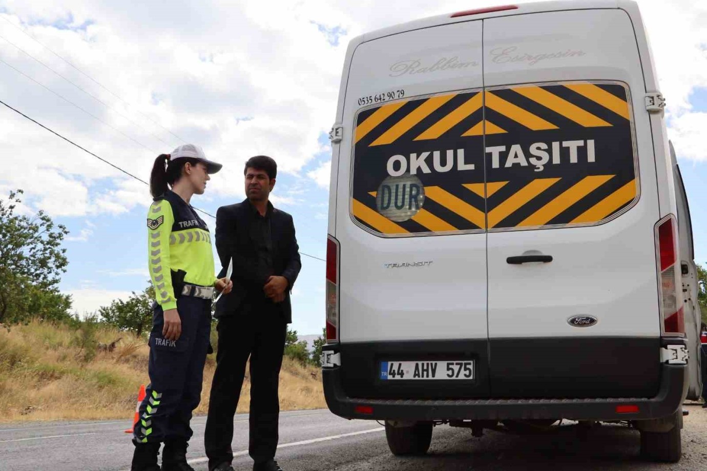 Malatya’da Okul Servis Araçlarına Sıkı Denetim Gerçekleştiriliyor