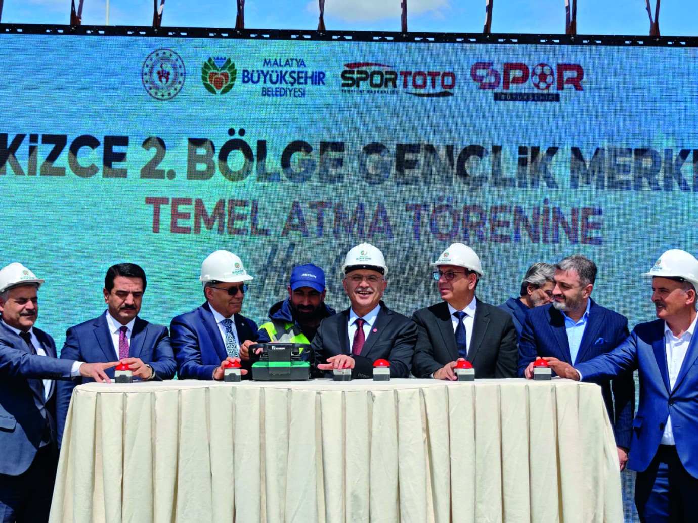 Büyükşehir’den İkizce’ye Dev Merkez