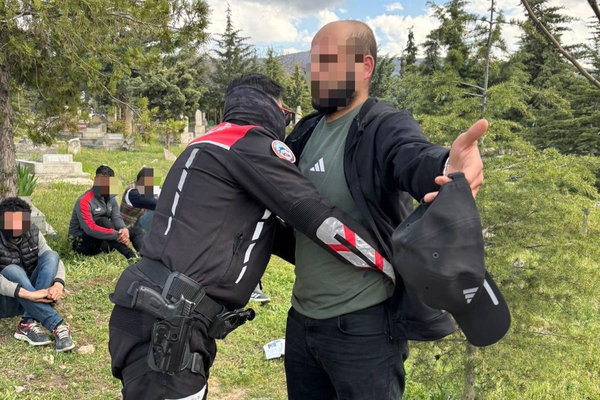 Malatya’da Emniyet Güçlerinden Mezarlık Çevrelerine Uygulama