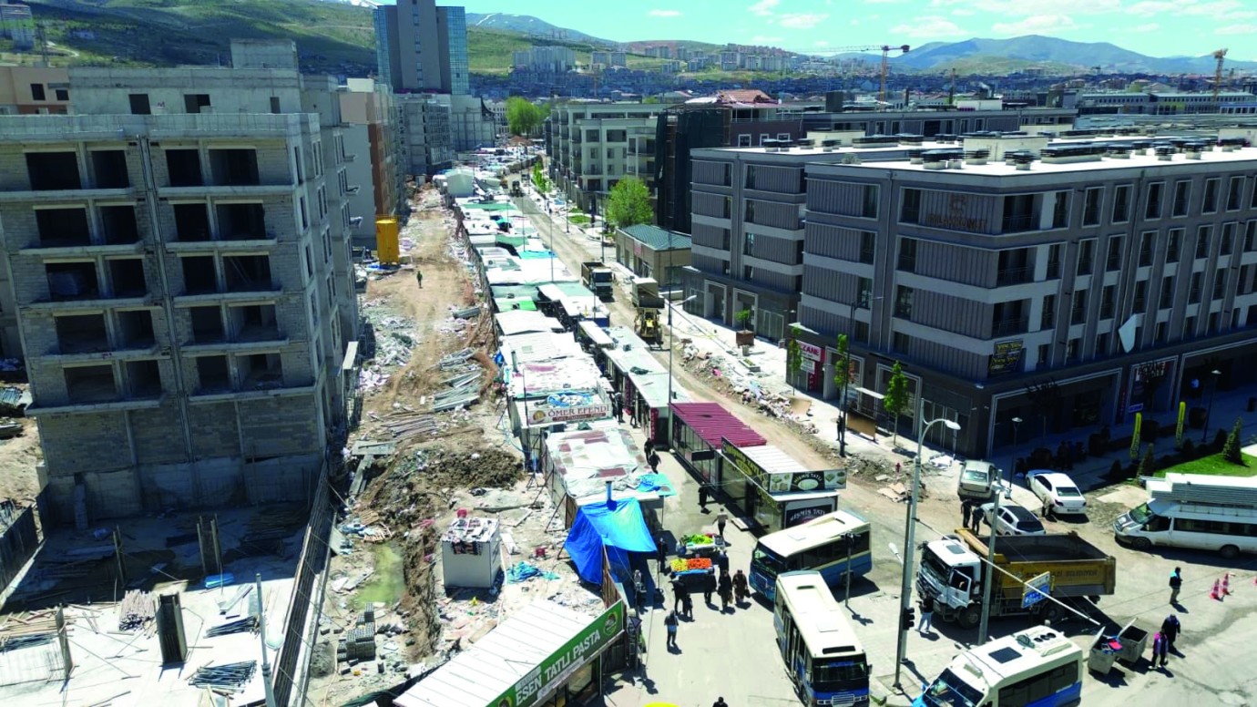 Bayram Öncesi Akpınar Yayalar İçin Düzenleniyor