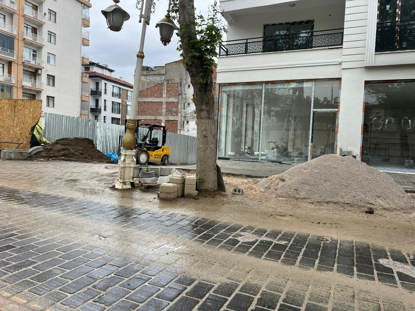 Malatya'da İnşaat Alanlarındaki Düzensizlik Dikkat Çekiyor