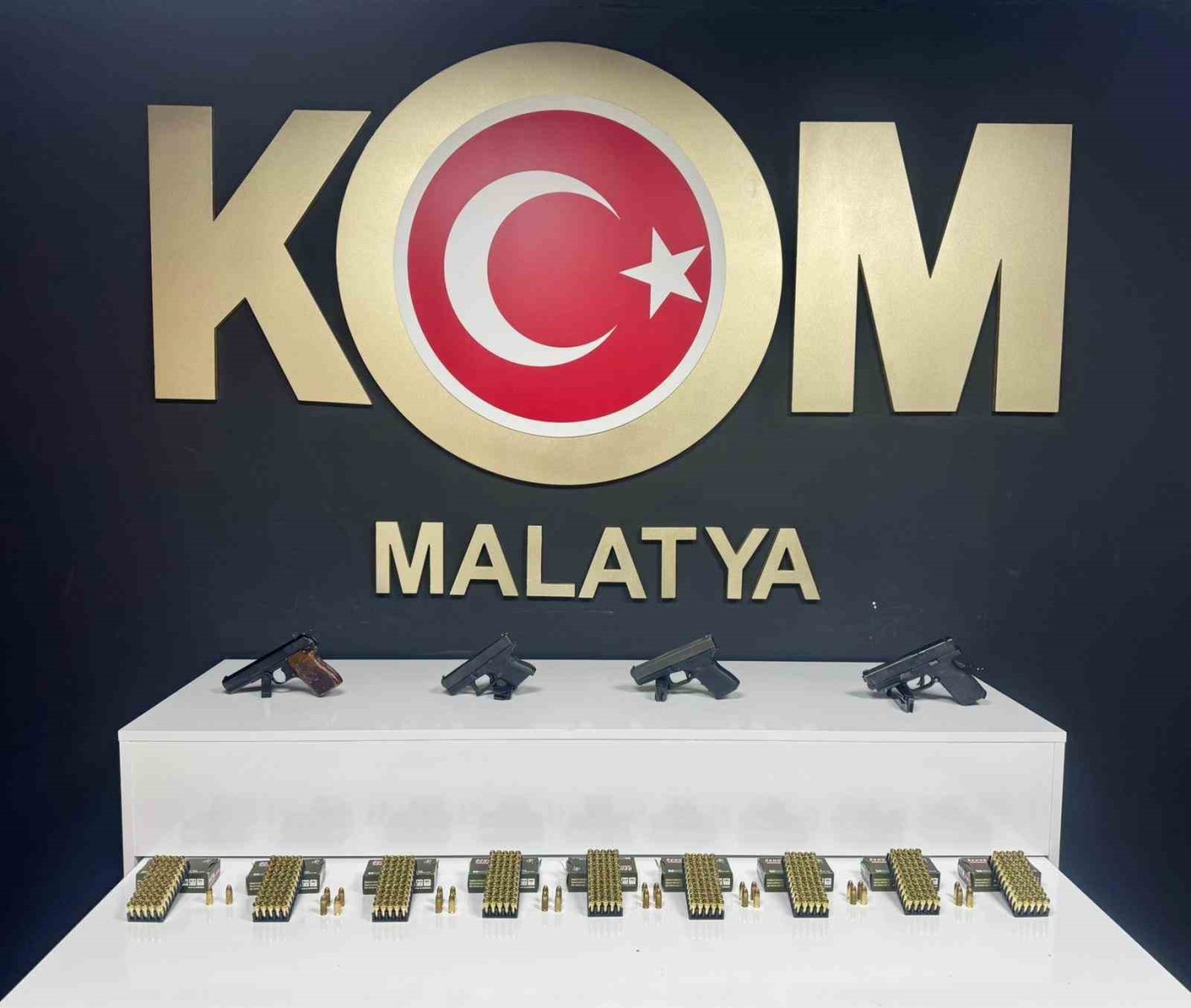 Malatya’da Rekor Sayıda Uyuşturucu Hap Ele Geçirildi