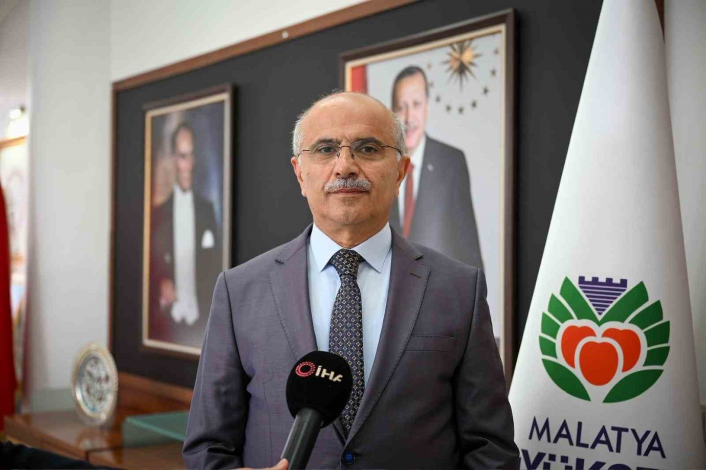 Büyükşehir Belediyesi’nde İnşa Edilen Kütüphane Açılışa Gün Sayıyor