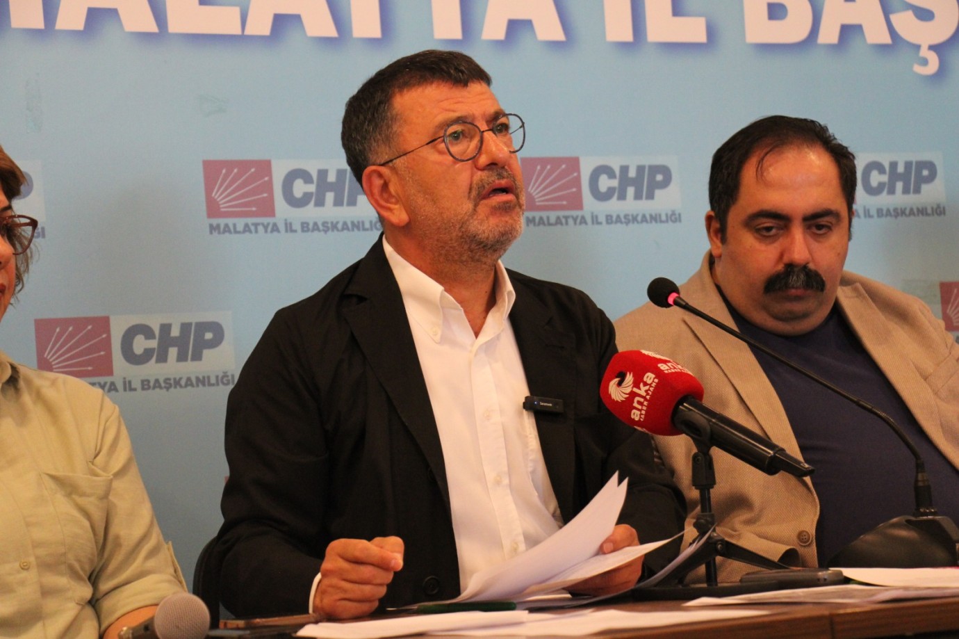 CHP’de Kurultay İptali Sonrası Deprem: Ağbaba, Kesin İhraçla Disipline Sevk Edildi
