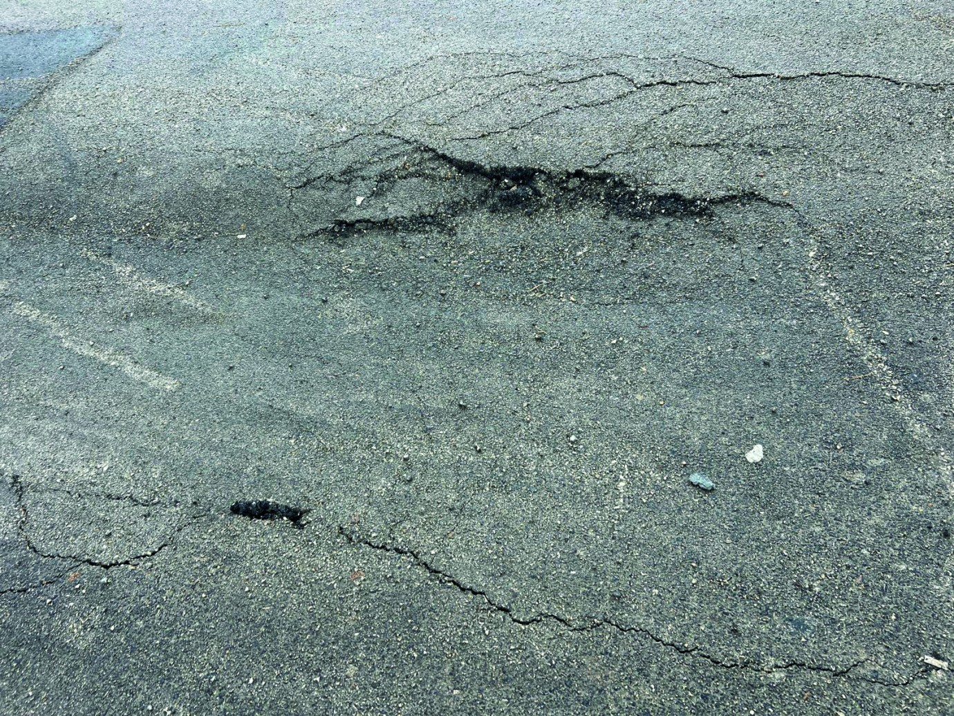 Malatya’da Yol Çilesi Büyüyor...Çukurlar Sürücüleri İsyan Ettirdi