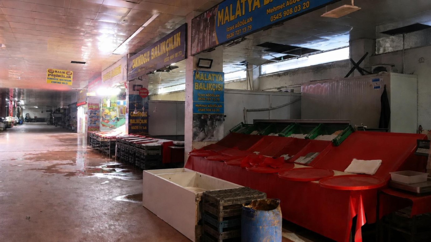 Malatya Et ve Balık Pazarı Sessizliğe Büründü
