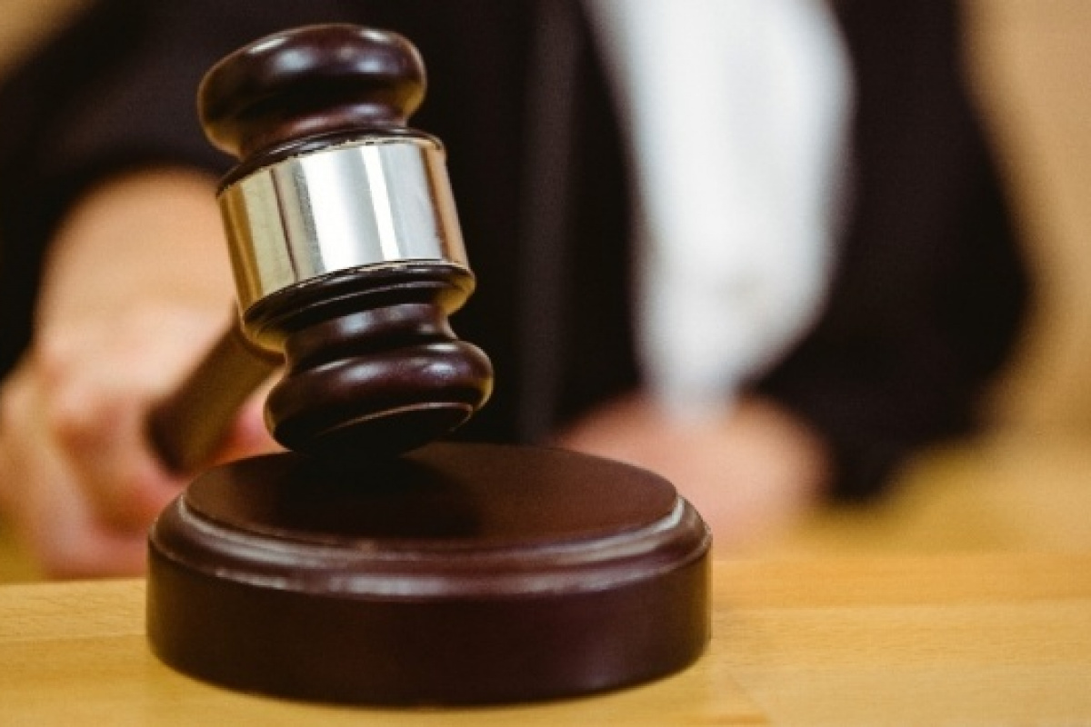 Ailesinden 3 Kişiyi Öldürmüştü. Mahkeme Ceza Yağdırdı